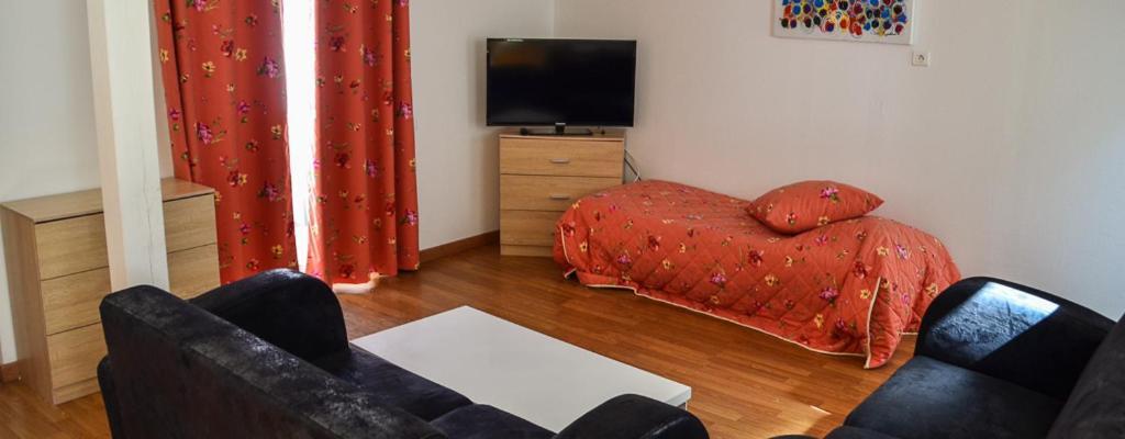ApartHotel François 1er - 16ème Vitry-le-François Quarto foto